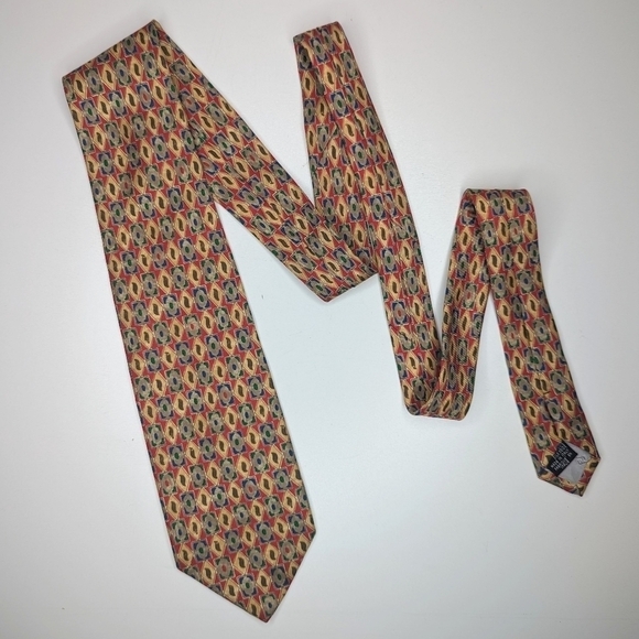 Fendi 100% silk tie red gold geometric 3.75" width made in Italy - Picture 1 of 4